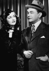 Жінка у вікні постер