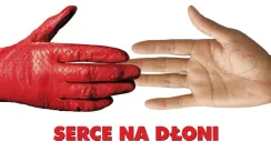 кадр з фільму Серце на долоні