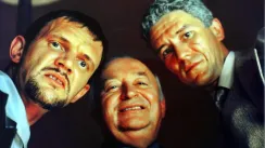 кадр з фільму Хлопці не плачуть