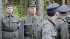 кадр з серіалу Земля вітрів
