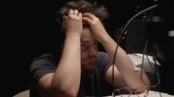 кадр з фільму Док про ШІ: Або як я став апокаліптимістом